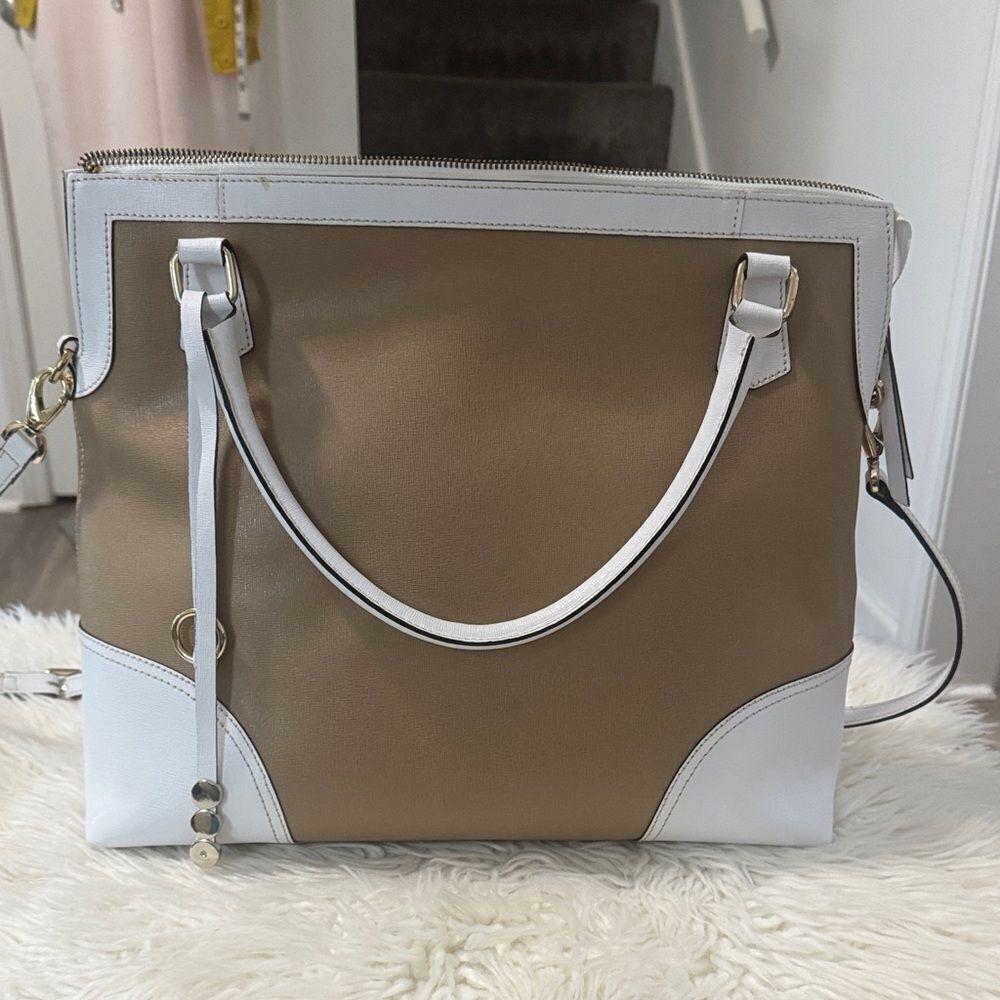 Asia Bellucci Elegant Tan and White Women's Handbag